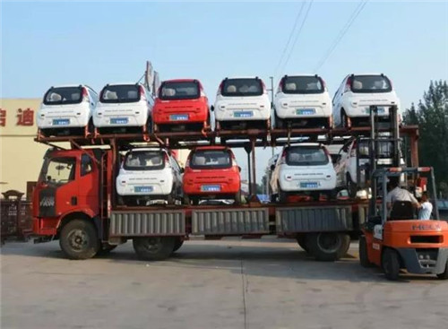 電動(dòng)轎車(chē)