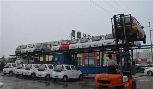 電動(dòng)轎車
