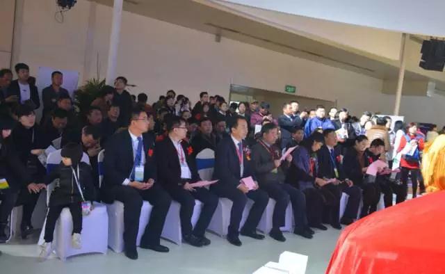 躍迪智能家族集結(jié)亮相鄭州展，萬人見證，共贏未來